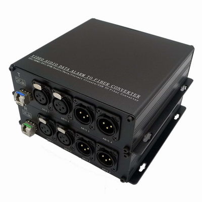 XLR équilibrent l'audio bidirectionnel au-dessus de la fibre