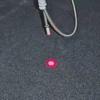 La correction de fibre optique attachent des produits de recherches scientifiques pour Aligment